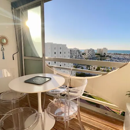 Pgh N37 - Vue Et Port, 8eme Etage, Parking Prive