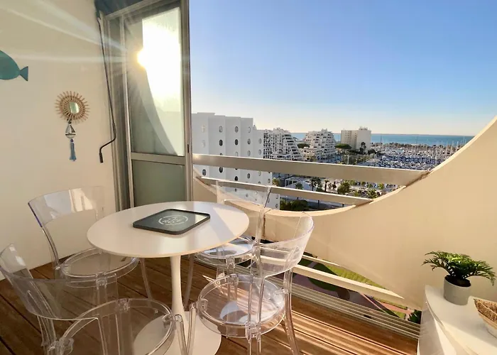Pgh N37 - Vue Et Port, 8eme Etage, Parking Prive