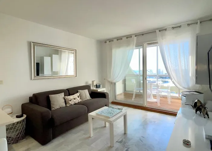 Lejlighed Pgh N37 - Vue Et Port, 8eme Etage, Parking Prive